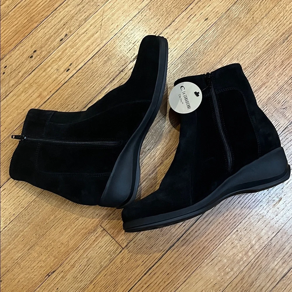 La Canadienne Tina Suede Boot NWT